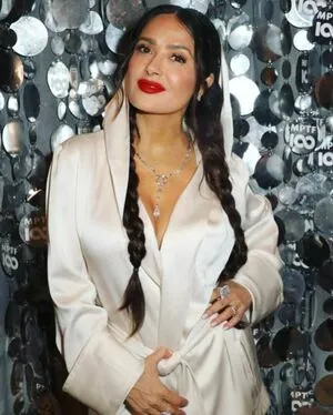 Salma Hayek OnlyFans Leaked Free Thumbnail Picture - #mSfd1KgaSv