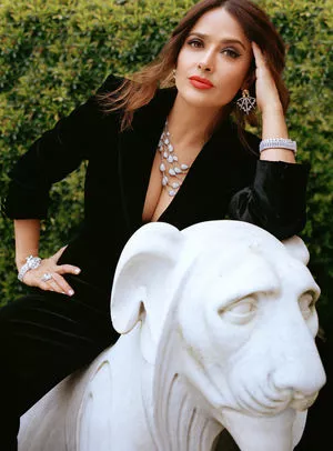 Salma Hayek OnlyFans Leaked Free Thumbnail Picture - #pcfEKItC1n