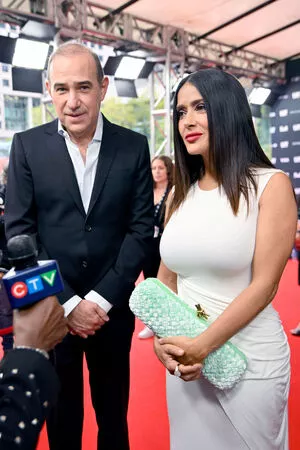 Salma Hayek OnlyFans Leaked Free Thumbnail Picture - #q57xfEjmf2