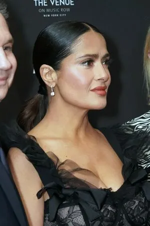 Salma Hayek OnlyFans Leaked Free Thumbnail Picture - #uWK2ZNzoe0