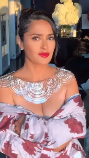 Salma Hayek OnlyFans Leaked Free Thumbnail Picture - #wCslMIBcTW