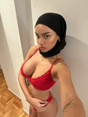 Salma Iman OnlyFans Leaked Free Thumbnail Picture - #Z8H5aseFS1