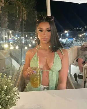 Salmaamani X OnlyFans Leaked Free Thumbnail Picture - #2kJaLV06hp