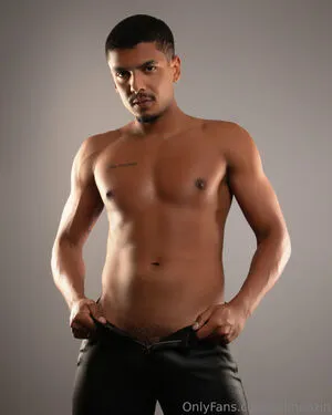 Salmaozin OnlyFans Leaked Free Thumbnail Picture - #ful1pC8RaW