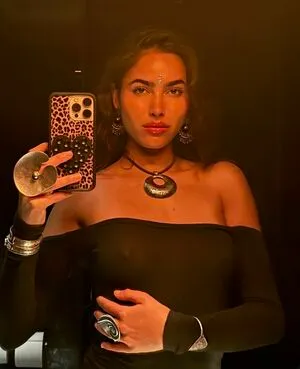 Salome Das OnlyFans Leaked Free Thumbnail Picture - #5xpiBFnjdh