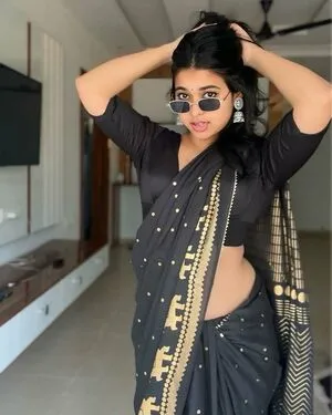 Saloni Singh OnlyFans Leaked Free Thumbnail Picture - #cmCCAxTazC
