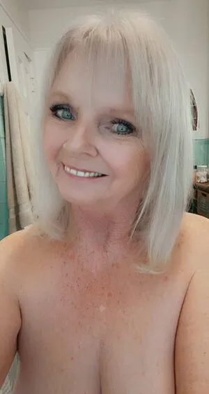 Salsa Nanny OnlyFans Leaked Free Thumbnail Picture - #2j0Ai7qOi7