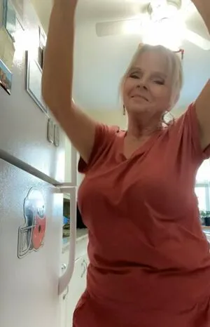 Salsa Nanny OnlyFans Leaked Free Thumbnail Picture - #UX0Oel48HS