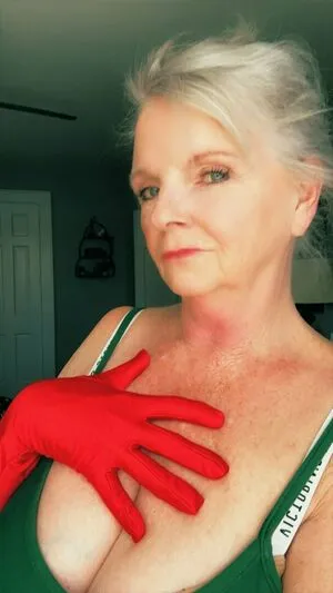 Salsa Nanny OnlyFans Leaked Free Thumbnail Picture - #VUCskZzWHU