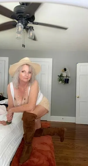 Salsa Nanny OnlyFans Leaked Free Thumbnail Picture - #XQwCb5kszW