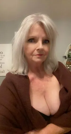 Salsa Nanny OnlyFans Leaked Free Thumbnail Picture - #zJmJfBqTKA