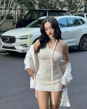 Salysaouk OnlyFans Leaked Free Thumbnail Picture - #EYoensTp57