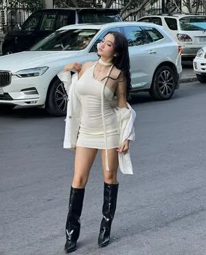 Salysaouk OnlyFans Leaked Free Thumbnail Picture - #SSmbmjrbln