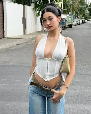 Salysaouk OnlyFans Leaked Free Thumbnail Picture - #tIHrkRihmA
