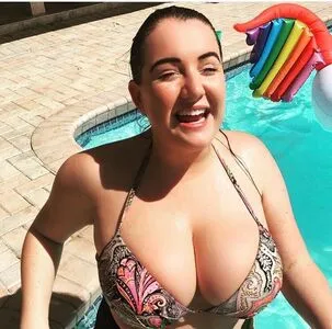 Samantha Coffeen OnlyFans Leaked Free Thumbnail Picture - #N8PmPafDSm