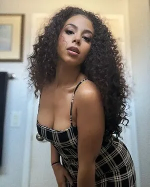 Samantha Irvin OnlyFans Leaked Free Thumbnail Picture - #6GYOWiqo44