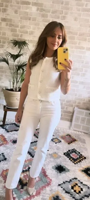 Samia Ghadie OnlyFans Leaked Free Thumbnail Picture - #4iW3Yrixzy