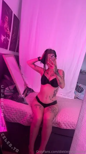 Samyweiss OnlyFans Leaked Free Thumbnail Picture - #p0CM57I57A