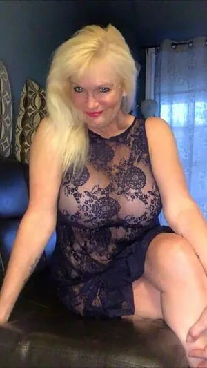 Sandie Lee OnlyFans Leaked Free Thumbnail Picture - #Bzw9GAMYuG
