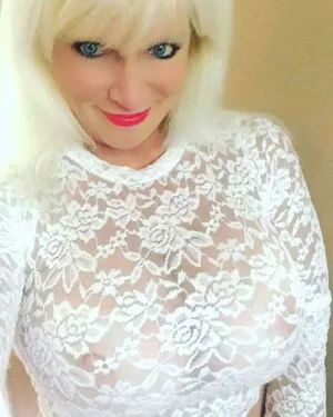 Sandie Lee OnlyFans Leaked Free Thumbnail Picture - #POzm7OtTzo