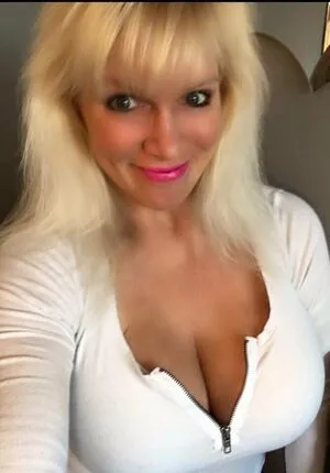 Sandie Lee OnlyFans Leaked Free Thumbnail Picture - #iPkCIVaTxn