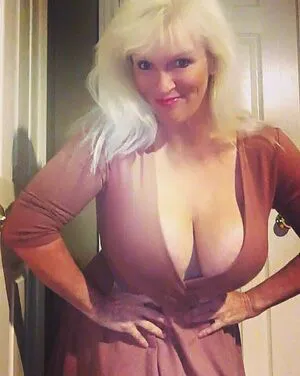 Sandie Lee OnlyFans Leaked Free Thumbnail Picture - #u51bBDxSXa