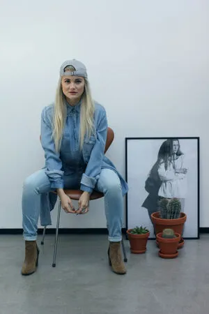 Sandra Lyng OnlyFans Leaked Free Thumbnail Picture - #p3Mr2GnTEA