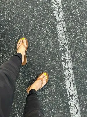 Sandrasoftsoles OnlyFans Leaked Free Thumbnail Picture - #B8H5OBnwsb