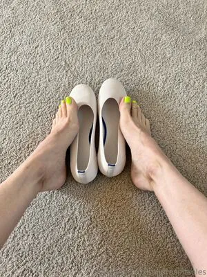 Sandrasoftsoles OnlyFans Leaked Free Thumbnail Picture - #NUYDN4NTjq