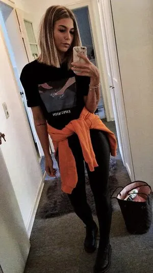 Sandrasuess92 OnlyFans Leaked Free Thumbnail Picture - #8VUH96EfOn