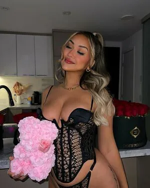 Sandraxo OnlyFans Leaked Free Thumbnail Picture - #2vRtKIzHft