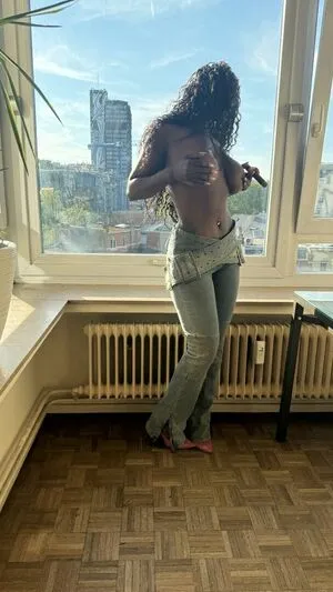 Sandy Tresor OnlyFans Leaked Free Thumbnail Picture - #5mVmqBW9ul