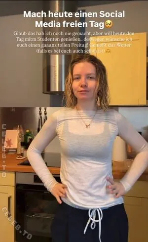 Saniskates OnlyFans Leaked Free Thumbnail Picture - #YVakeolnSL