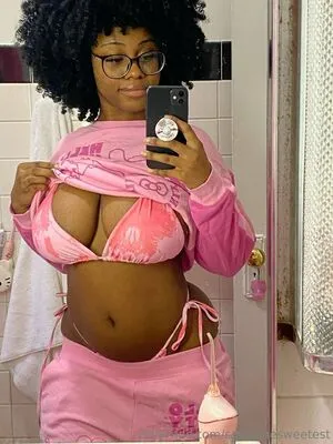 Santathesweetest OnlyFans Leaked Free Thumbnail Picture - #vfDK90F5v2
