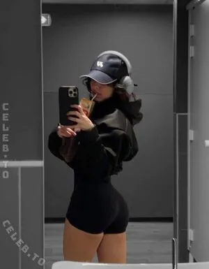 Sanymaaa OnlyFans Leaked Free Thumbnail Picture - #w8PbL8UyCC