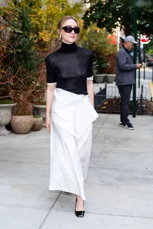 Saoirse Ronan OnlyFans Leaked Free Thumbnail Picture - #1Vw79iFFr6