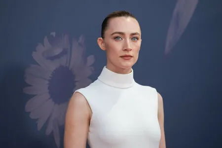 Saoirse Ronan OnlyFans Leaked Free Thumbnail Picture - #7USpTTelIB