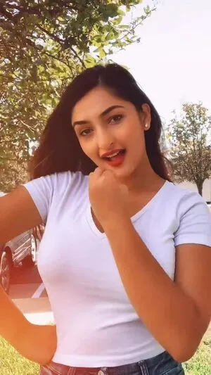 Sapnesa OnlyFans Leaked Free Thumbnail Picture - #71t4pXzL93