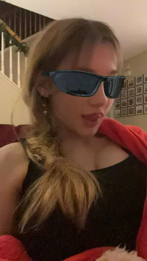 Sara Dobrik OnlyFans Leaked Free Thumbnail Picture - #n75wakobnu