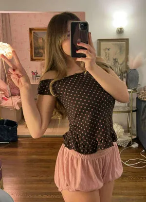 Sara Dobrik OnlyFans Leaked Free Thumbnail Picture - #p8moymU3xy