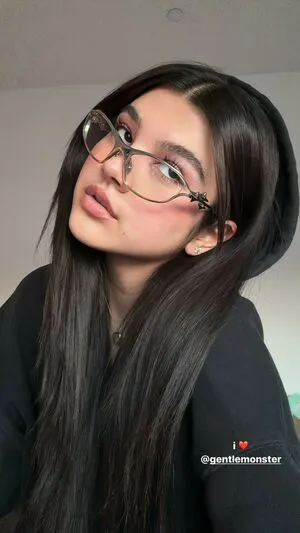 Sara Echeagaray OnlyFans Leaked Free Thumbnail Picture - #wI0y2KyOTA