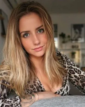 Sara Eveliina OnlyFans Leaked Free Thumbnail Picture - #5OCmkbr1pa