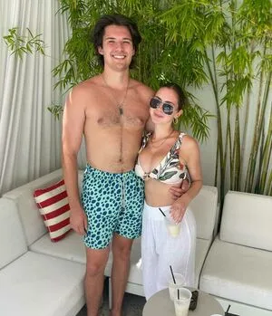 Sara Farrelll OnlyFans Leaked Free Thumbnail Picture - #M6MyMTizpn