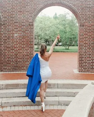 Sara Farrelll OnlyFans Leaked Free Thumbnail Picture - #YqRCrMrzi5