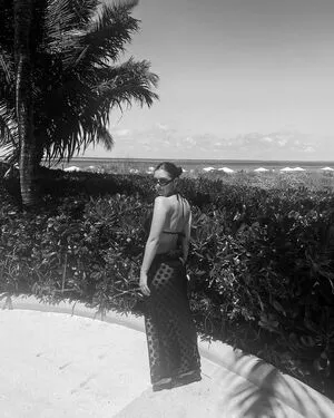 Sara Farrelll OnlyFans Leaked Free Thumbnail Picture - #YuAs489O5G