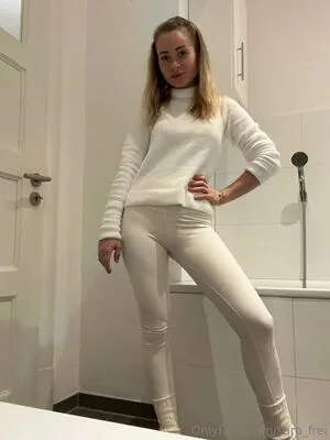 Sara Frei OnlyFans Leaked Free Thumbnail Picture - #bnFDOM0ngV