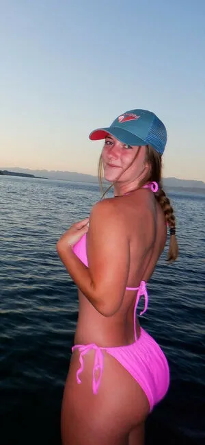 Sara Gavagan OnlyFans Leaked Free Thumbnail Picture - #4D1tW8sefq
