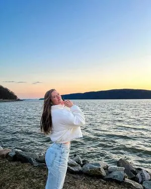 Sara Gavagan OnlyFans Leaked Free Thumbnail Picture - #X7Xw583Jei