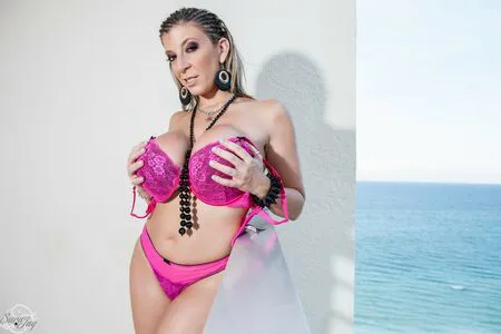 Sara Jay OnlyFans Leaked Free Thumbnail Picture - #geom77riQ0