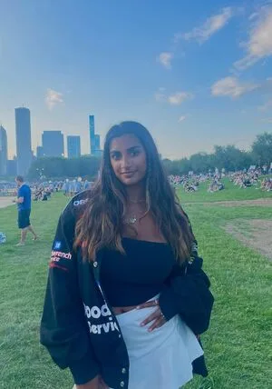Sara K OnlyFans Leaked Free Thumbnail Picture - #5dck7z675w